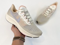 GIÀY PEGASUS 37 NỮ MỚI ÊM BỀN NHẸ (MÀU KEM)