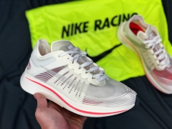 GIÀY ZOOM SB FLY NỮ MỚI SIÊU NHẸ BỀN ÊM (TRẮNG SỌC ĐỎ)